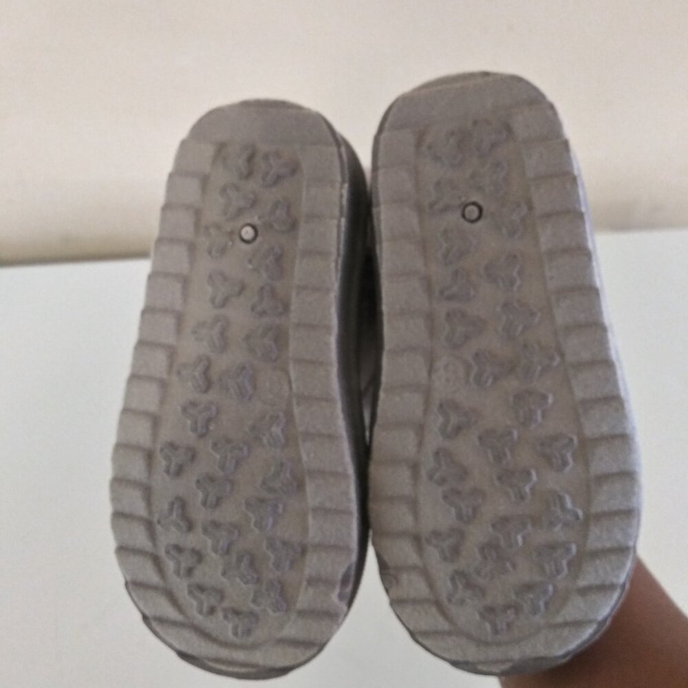 Silver boots - Picture 2 of 7
